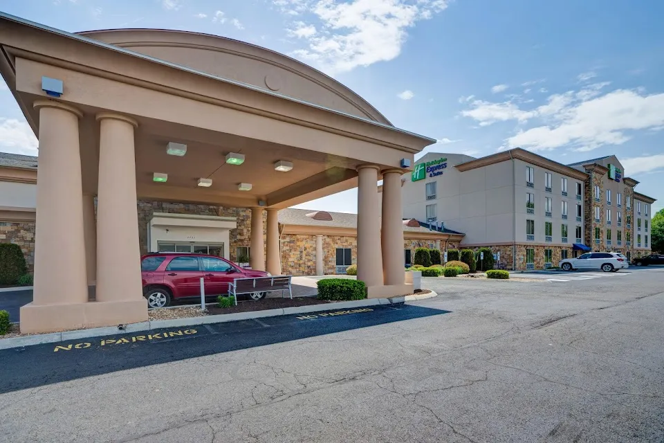 Holiday Inn Express & Suites Christiansburg by IHG