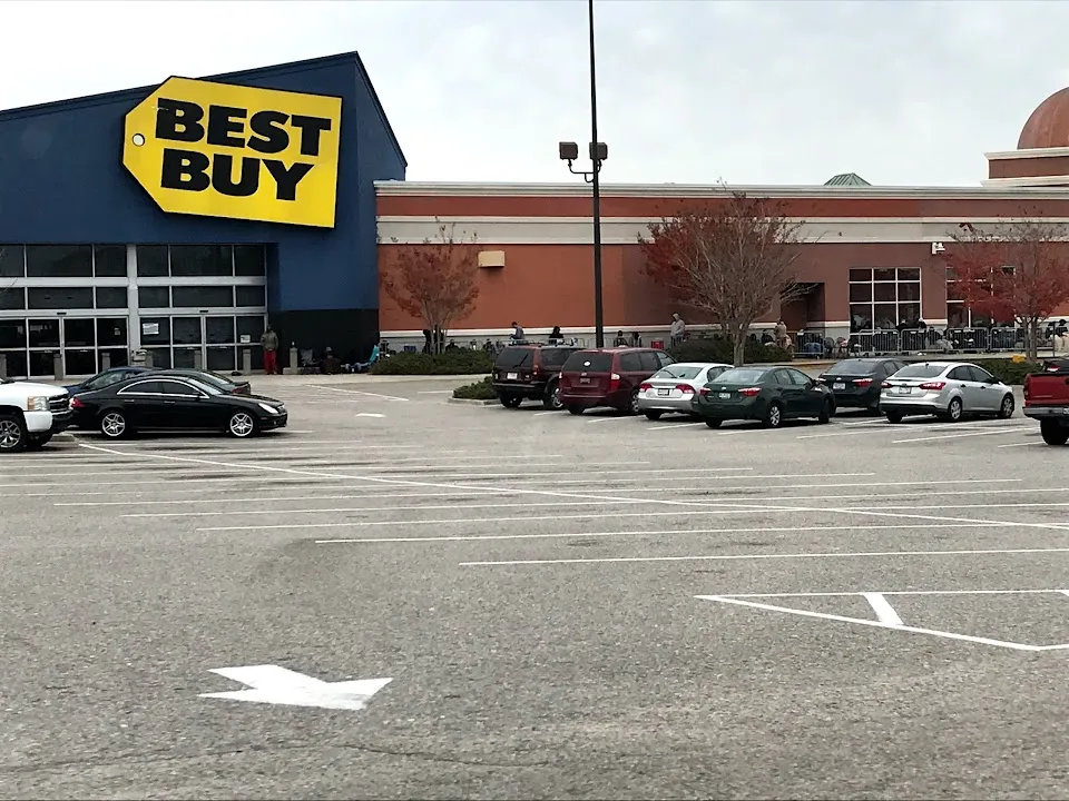 Magnolia Mall