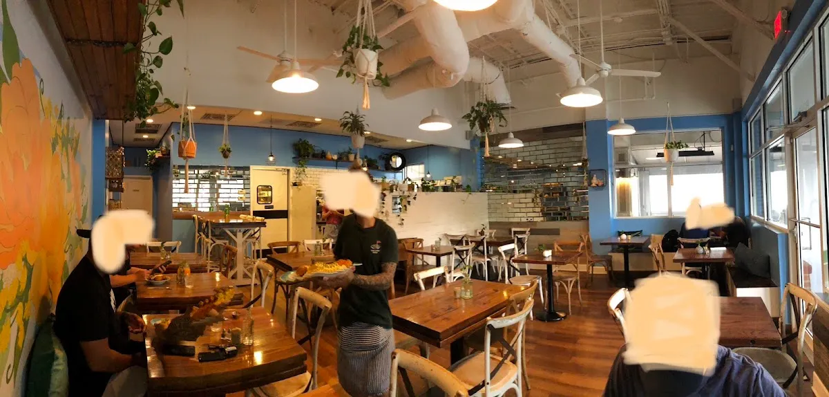 Hen Mother Cookhouse - Johns Creek