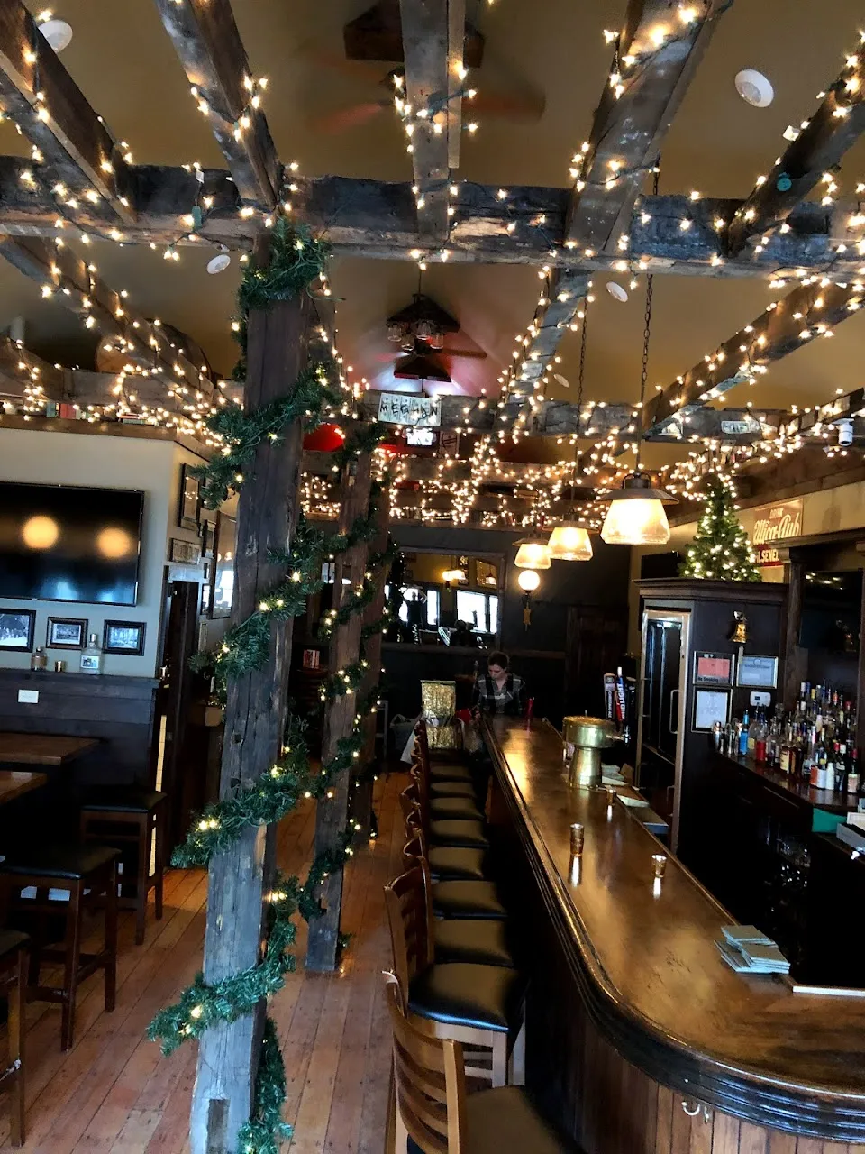 Newport Town Tavern