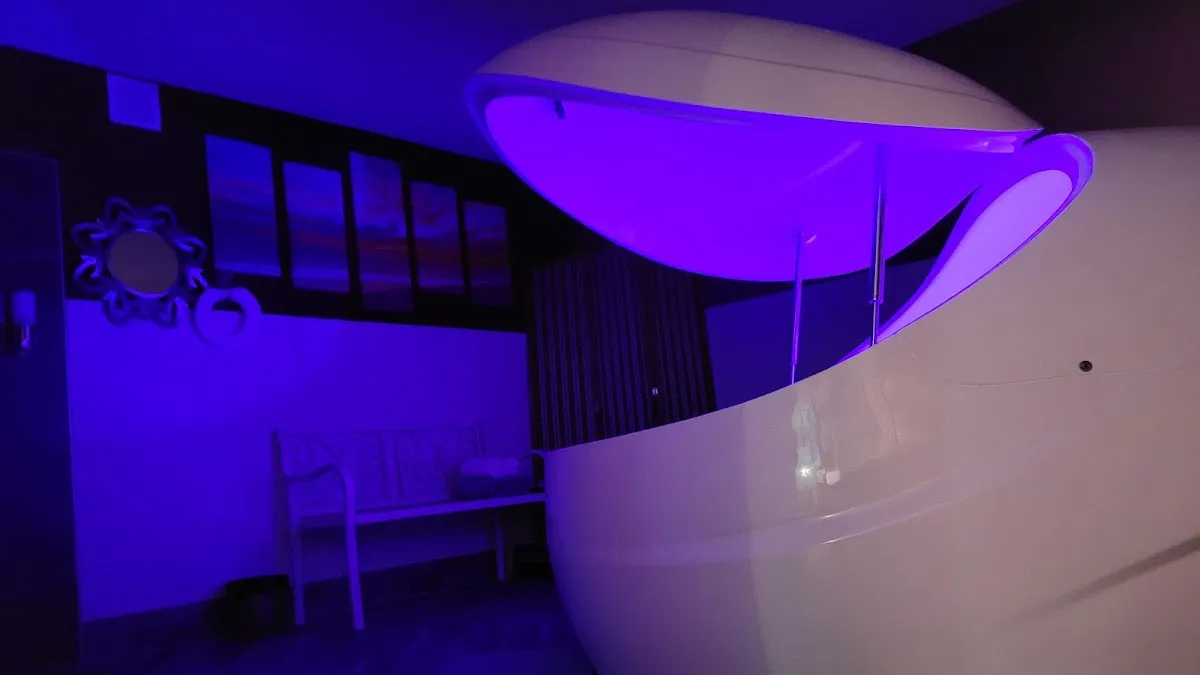 Eclipse Float Center