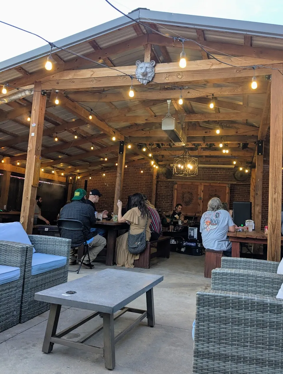 Kroner & Baer- Wood Fired Pizza & Bar