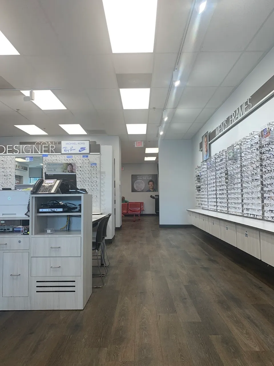 America's Best Contacts & Eyeglasses