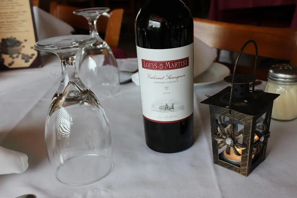 Capri Restaurant & Pizzeria