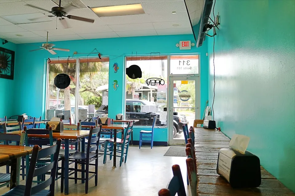 Manzano's Beachside Deli
