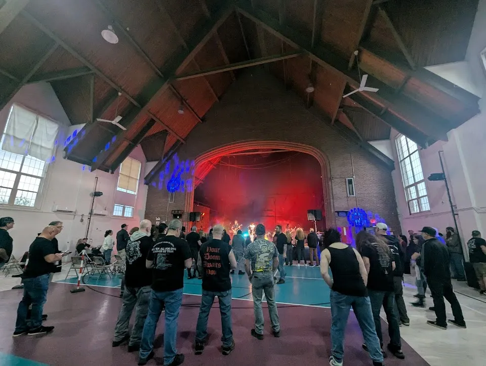 Warwick Stage at Roosevelt Hall