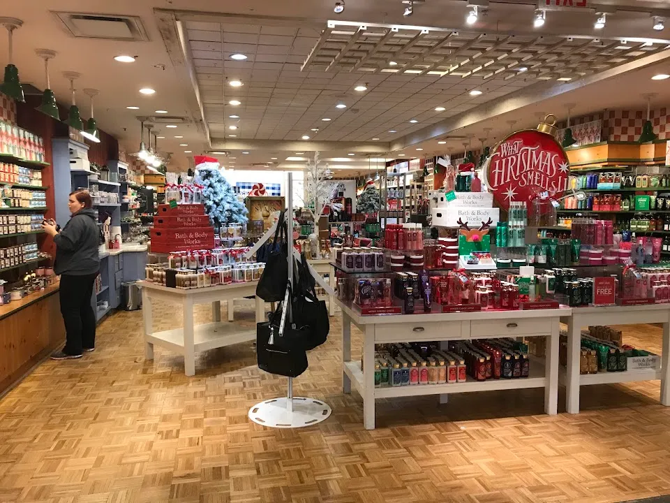 Bath & Body Works