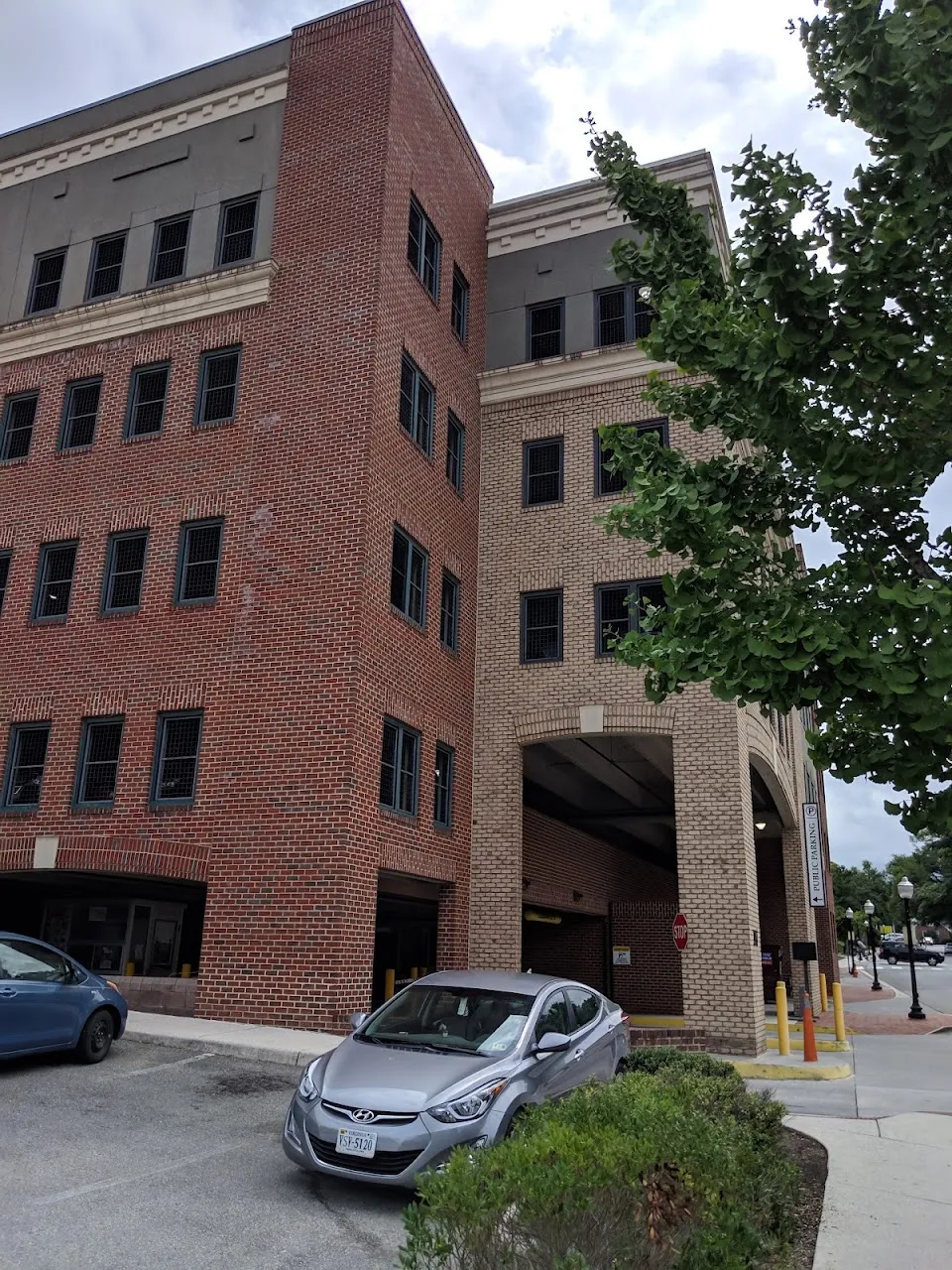 Kent Square Parking Garage
