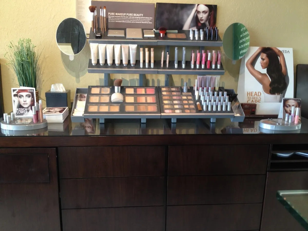 Leaf Aveda Salon Spa