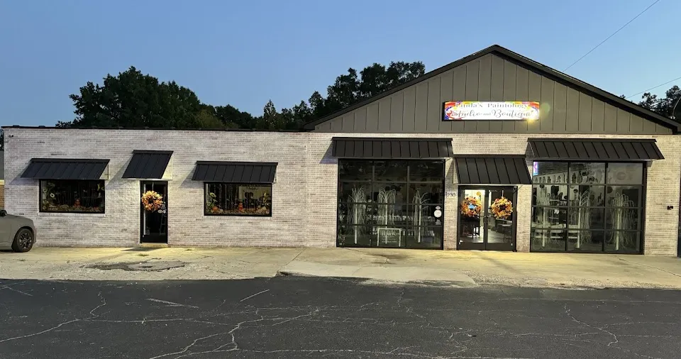 Linda's Paintology Studio & Boutique
