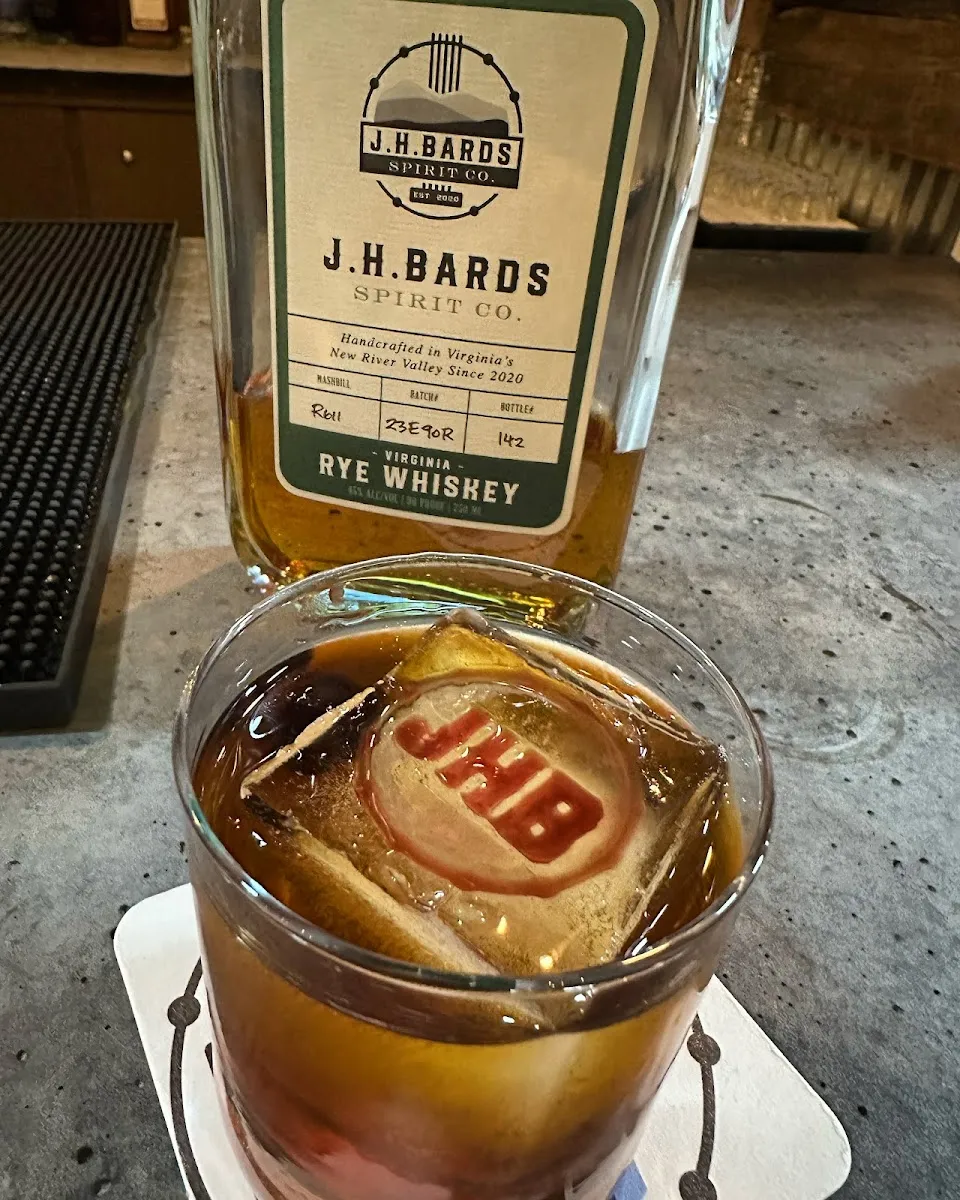 JH BARDS Spirit Co