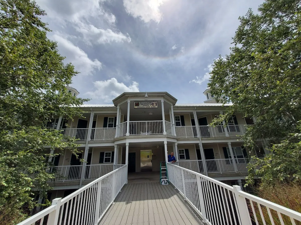 Apple Mountain Apartments