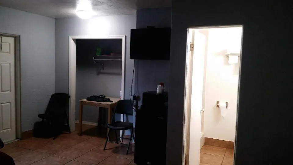 Paradise Inn