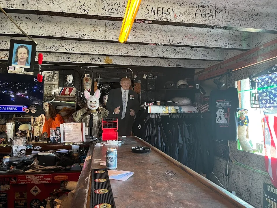 Last Resort Bar