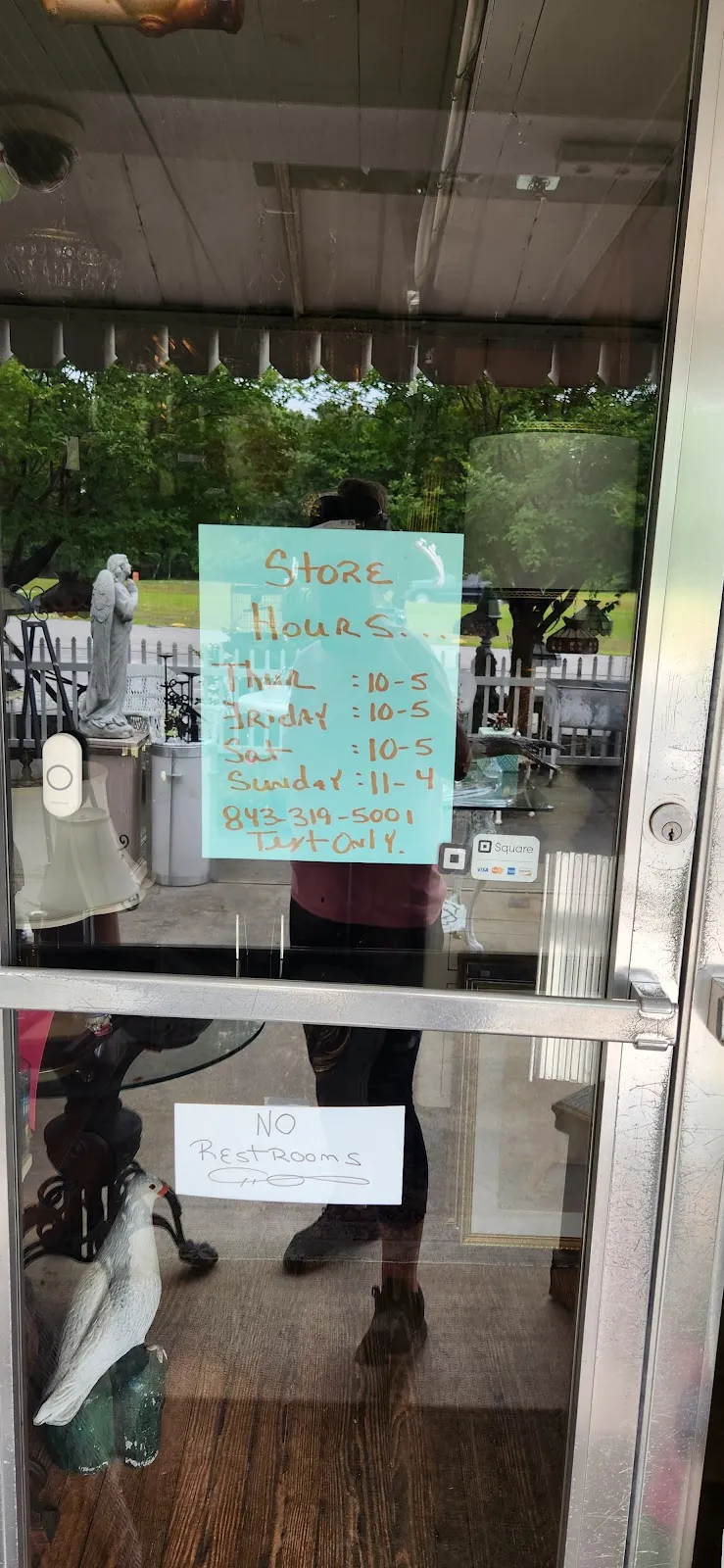 Carraways Treasures & Collectibles