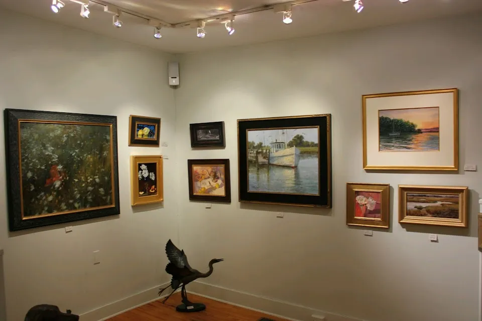 Troika Gallery
