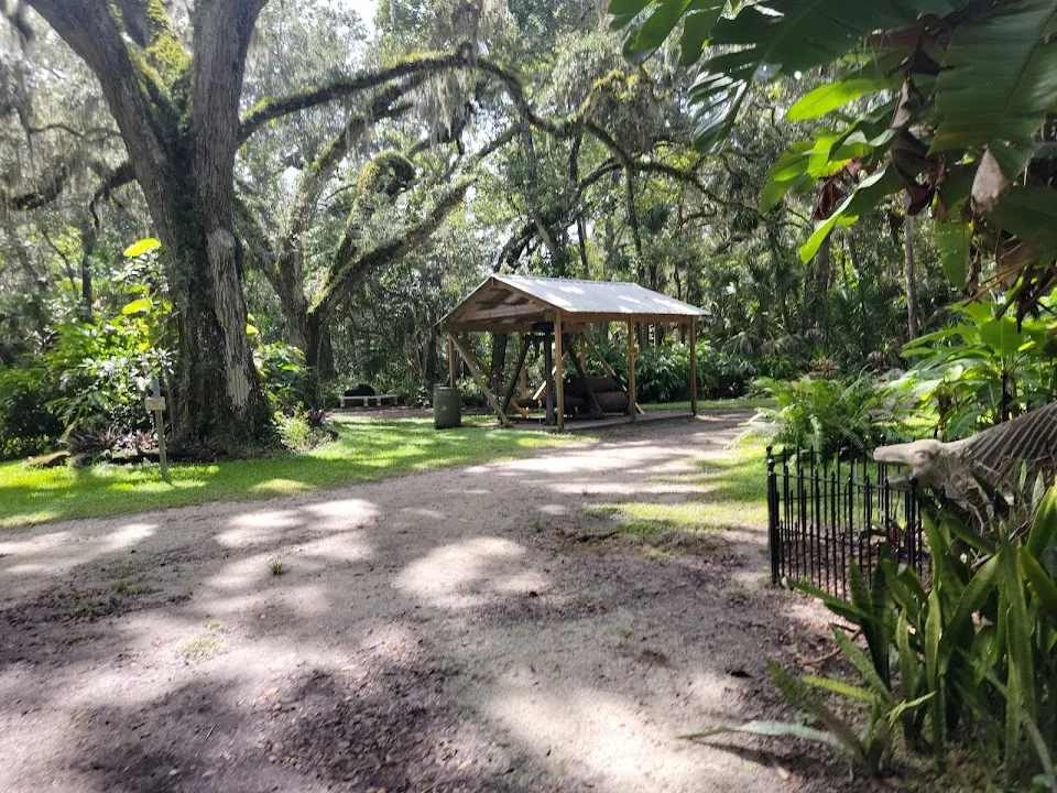 Dunlawton Sugar Mill Gardens