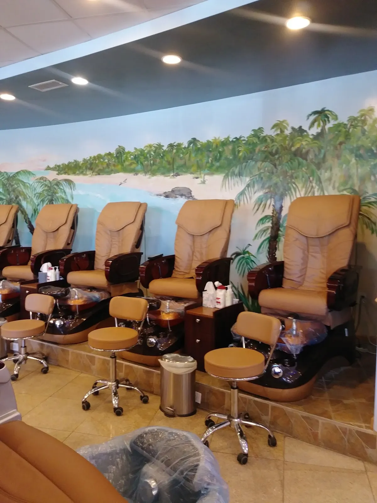 Signature Nails and Spa