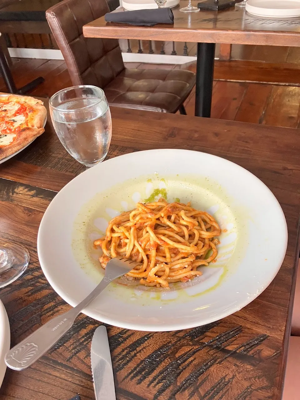 100 Main Restaurant