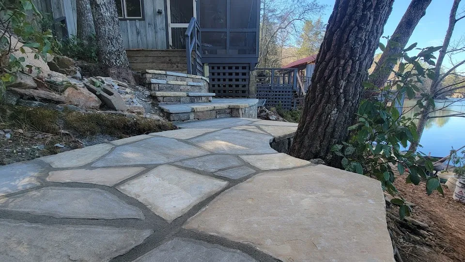 Lorenzo's Landscapes & Stone Masonry