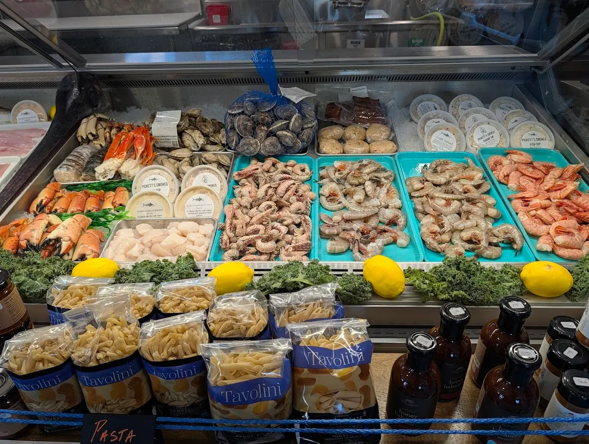 Pickett’s Seafood