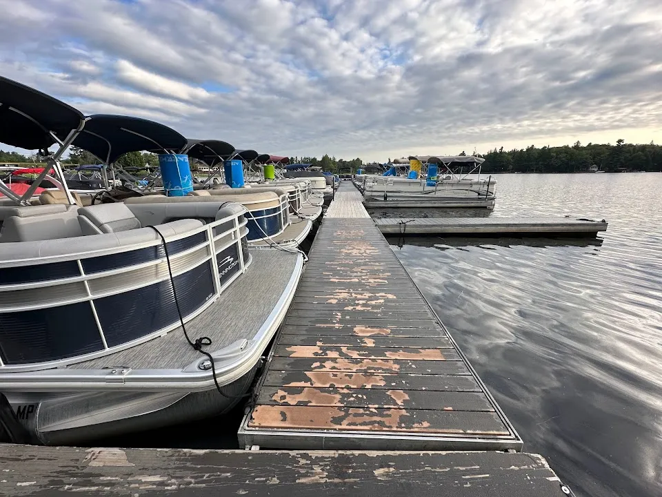 Rivett's Old Forge Marina & Boat Rentals