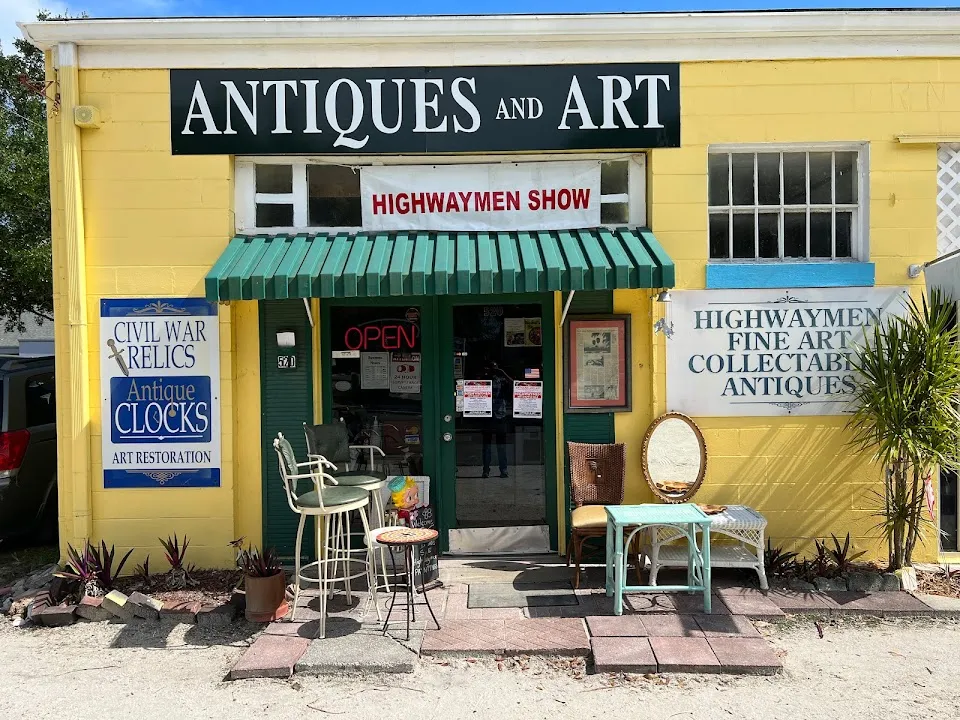 Antiques & Arts - Highwaymen Gallery