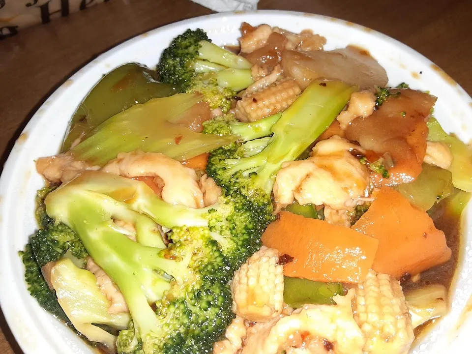 Red Apple Chinese &Thai Restaurant