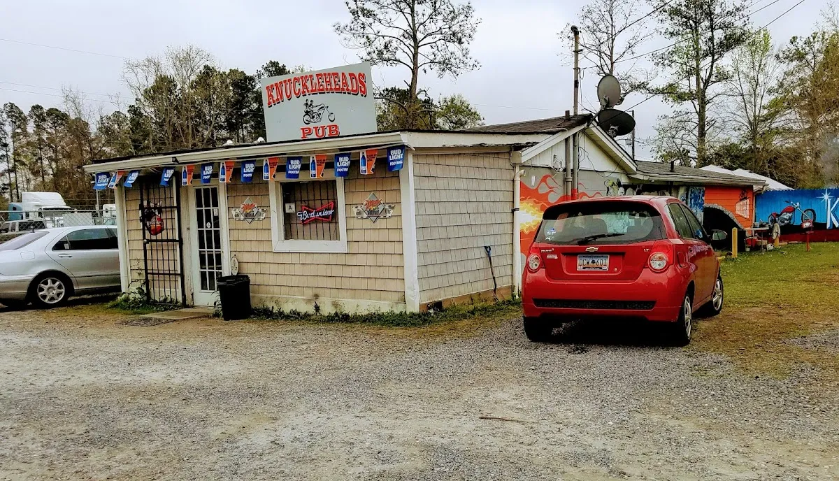 Knuckleheads Pub