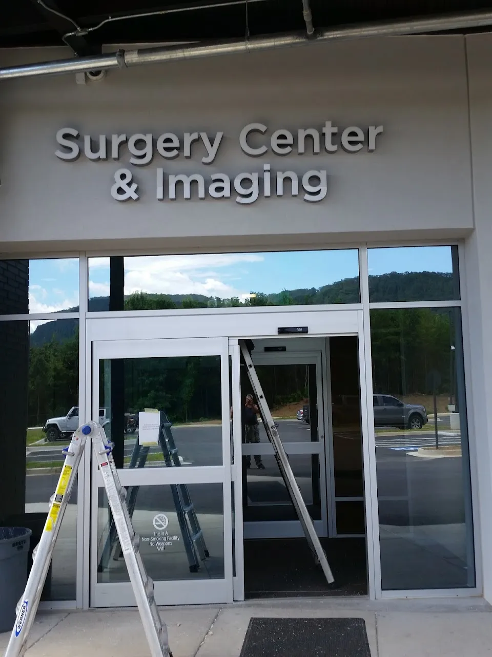 Mountain Lakes Medical Center