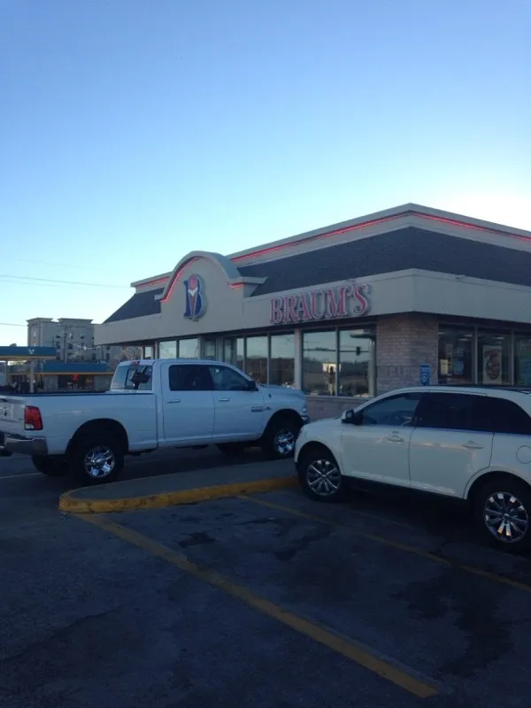 Braum's Ice Cream & Dairy Store