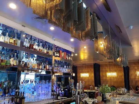 Chive Sea Bar and Lounge