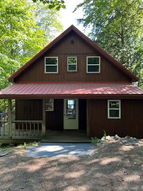 The Rustic Retreat