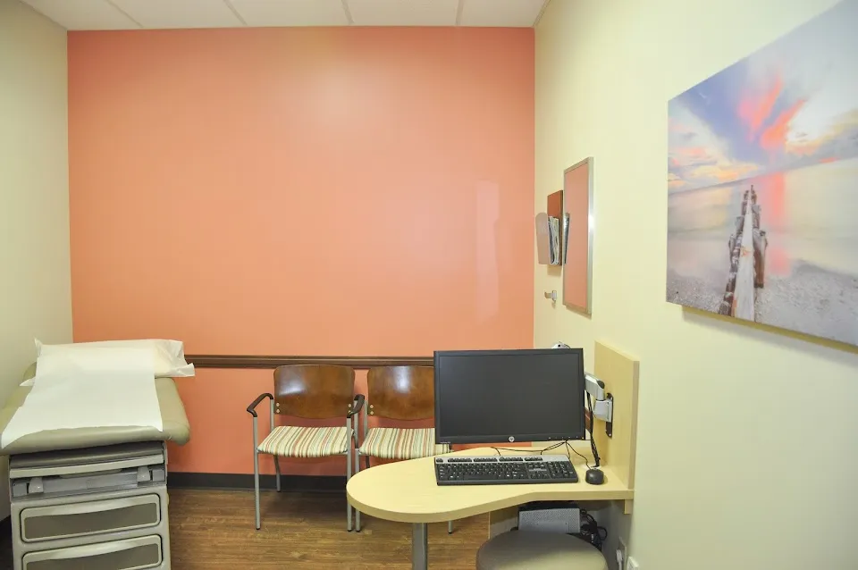 Sentara Family & Internal Medicine Physicians