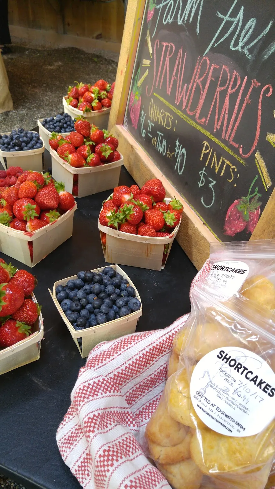 Edgewater Farmstand