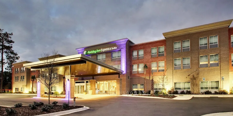 Holiday Inn Express & Suites Summerville by IHG