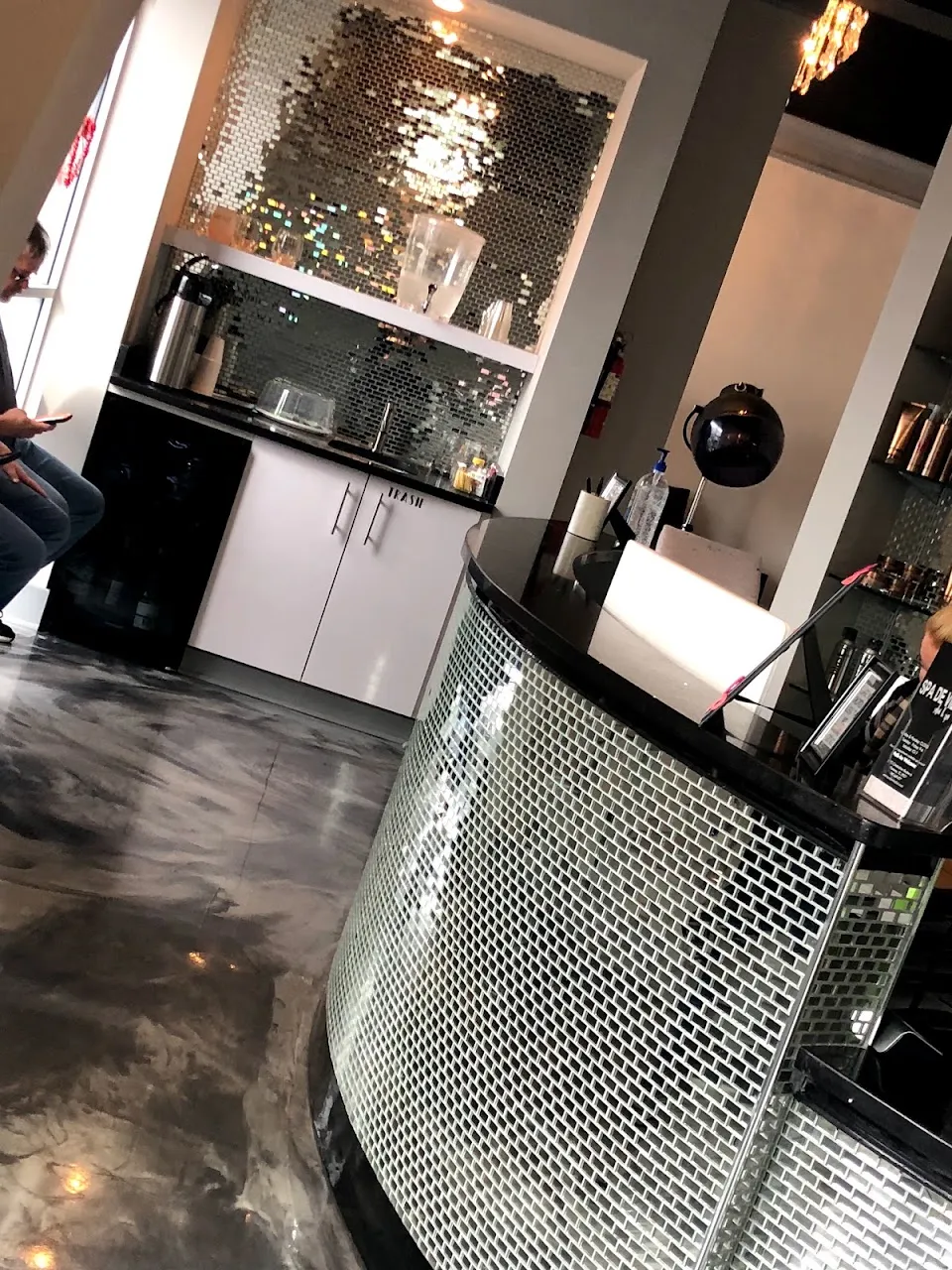 Spa De Vie Salon & Day Spa