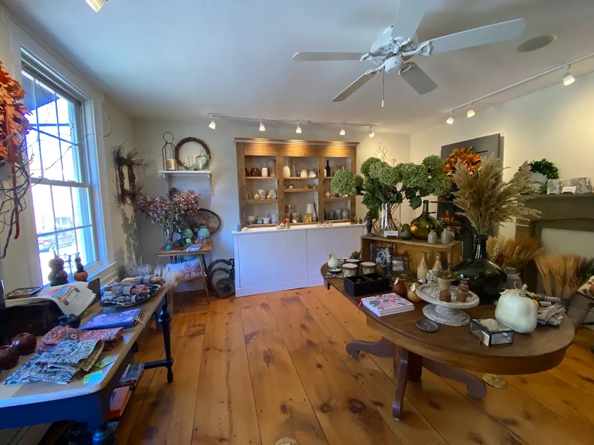 Sharon Sprigs Fine Dried Florals & Gifts