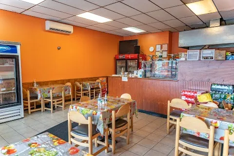EL Castillo Mexican Restaurant and Pizzeria