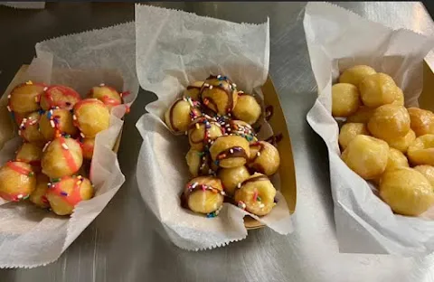 DonutMakes