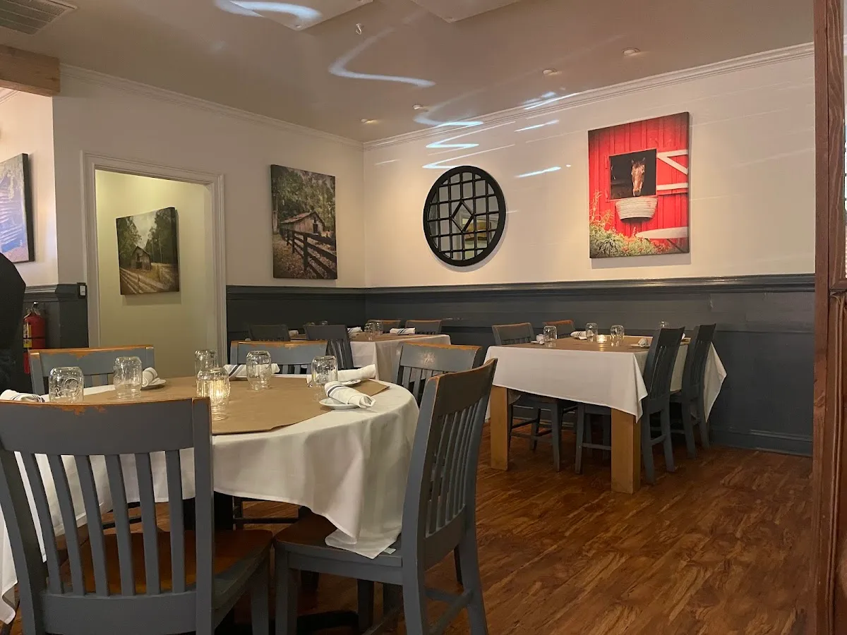 Union Hill Grill