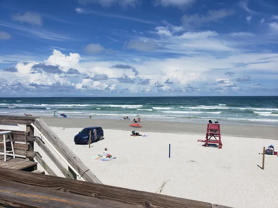 Sea Vista Tiki Bar