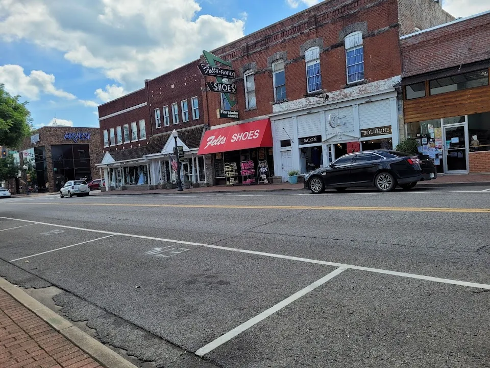 Felts Family Shoe Store