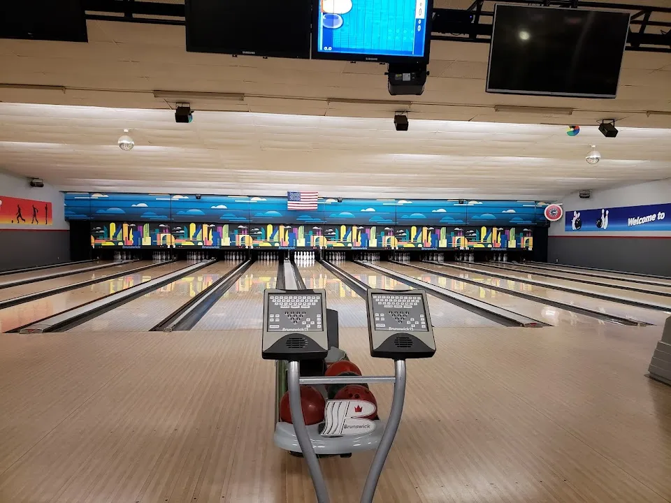 The Pines Sports Bar & Bowling Center
