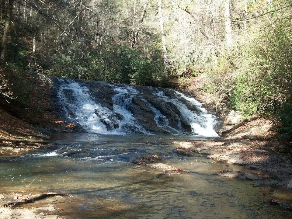 Cedar Creek Falls