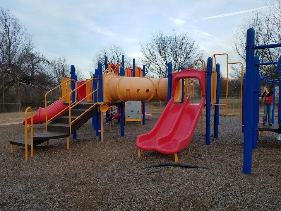 Komar Park