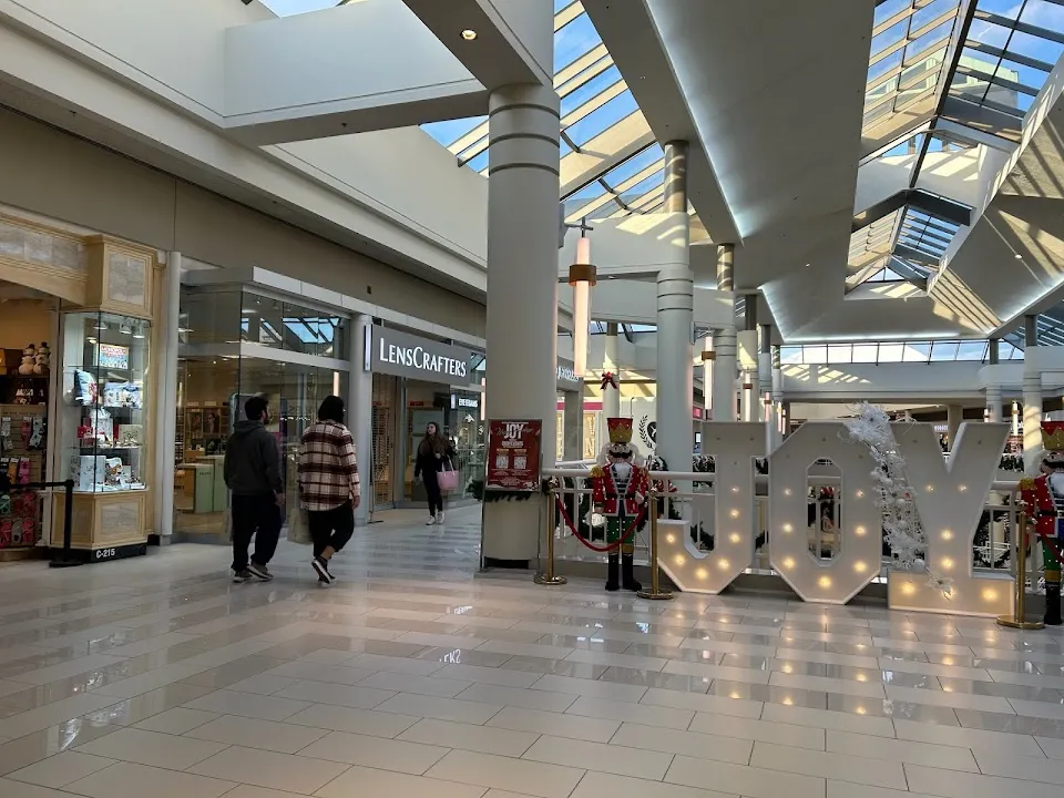 Galleria at Crystal Run