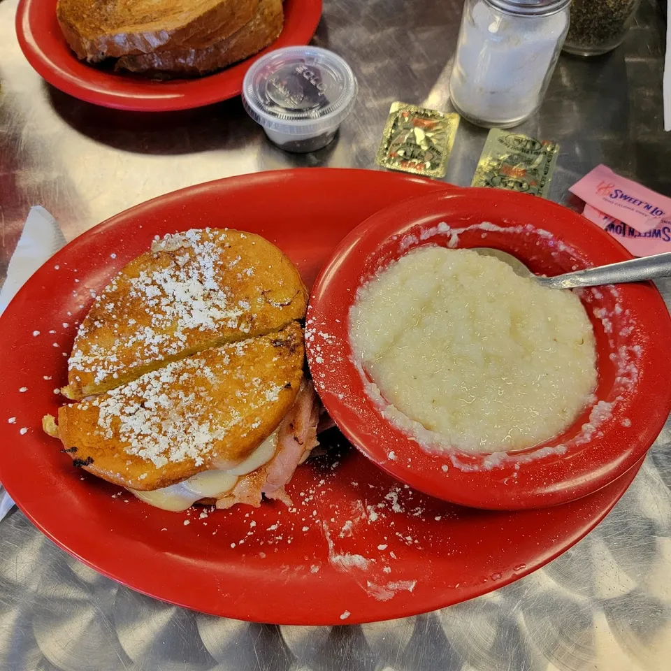 A.M. Cafe