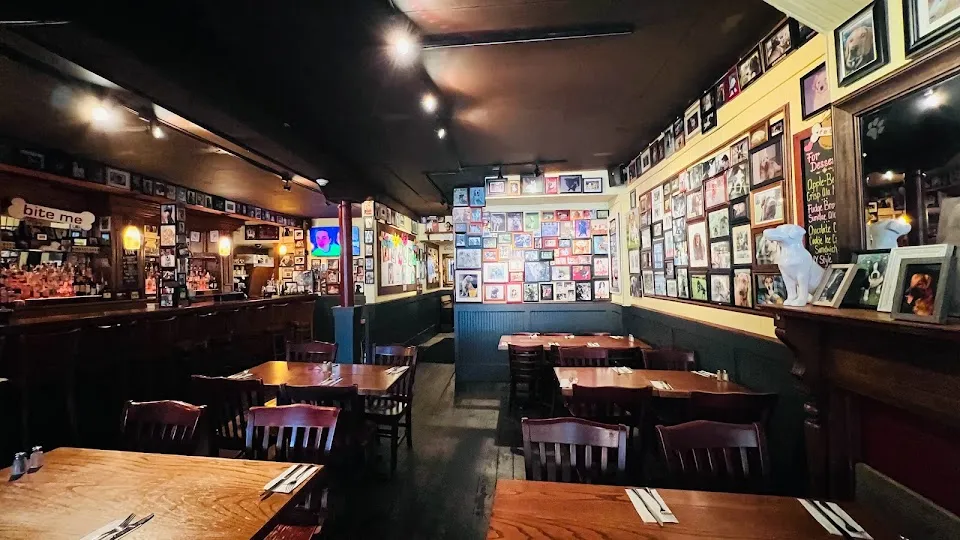 FETCH BAR & GRILL