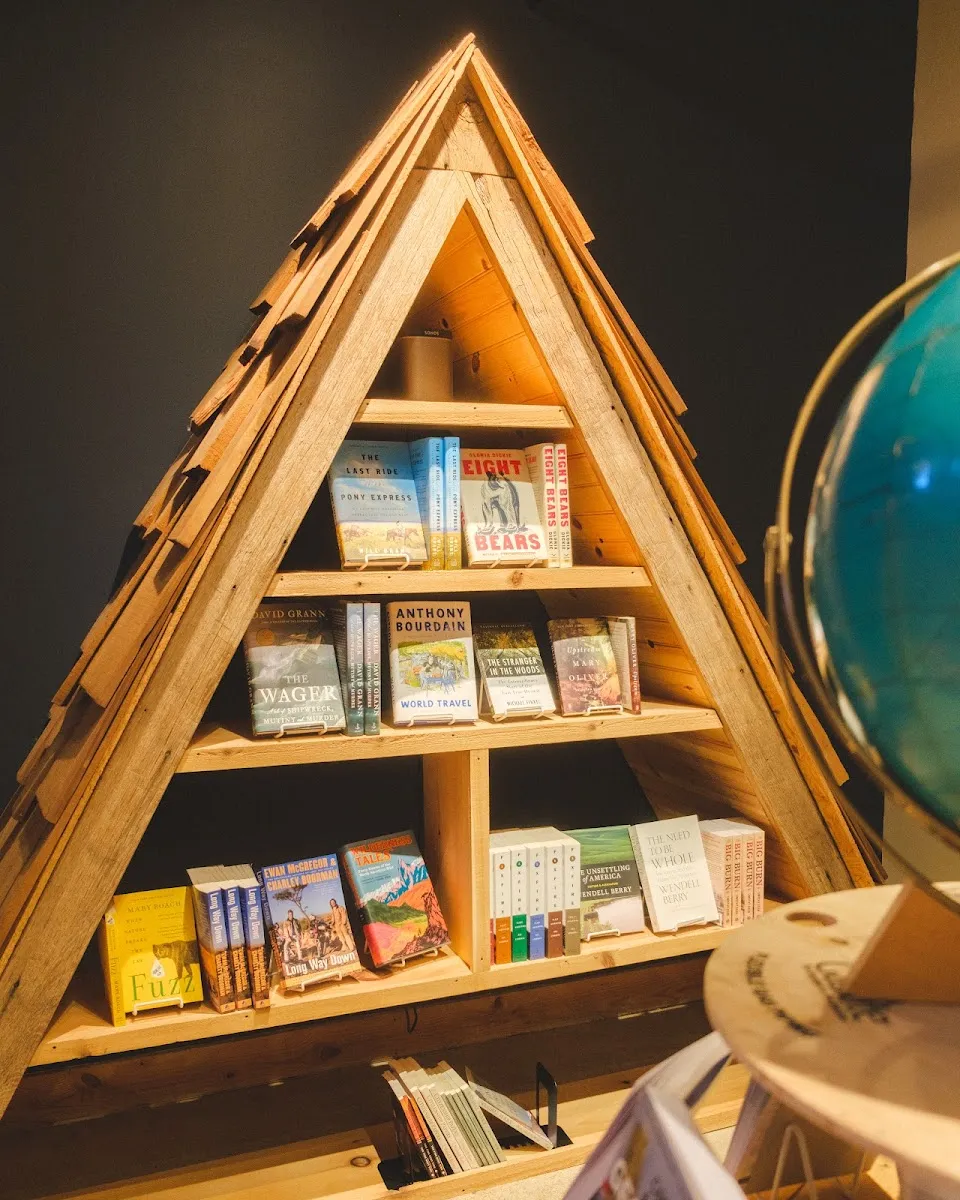 Hullabaloo Books
